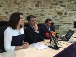 Misericordia Bello, presidenta del CRDO, junto a Jorge Morro Villacián, director general de Competitividad de la Industria Agroalimentaria y de la Empresa Agraria de la Junta de Castilla y León, y Pascual Herrera, presidente de la DO Cigales